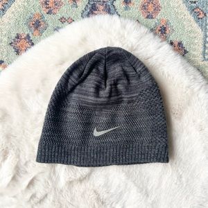 Nike youth beanie knit grey black marled cozy winter hat kids xs